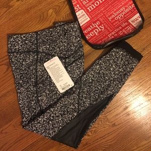 Lululemon Sole Training 7/8 tights size 10